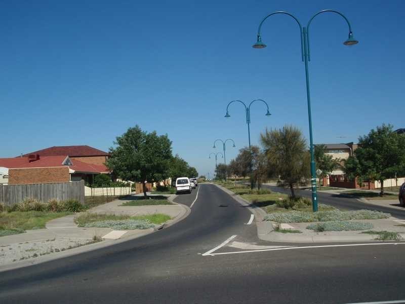 1 Springview Boulevard, Taylors Hill VIC 3037