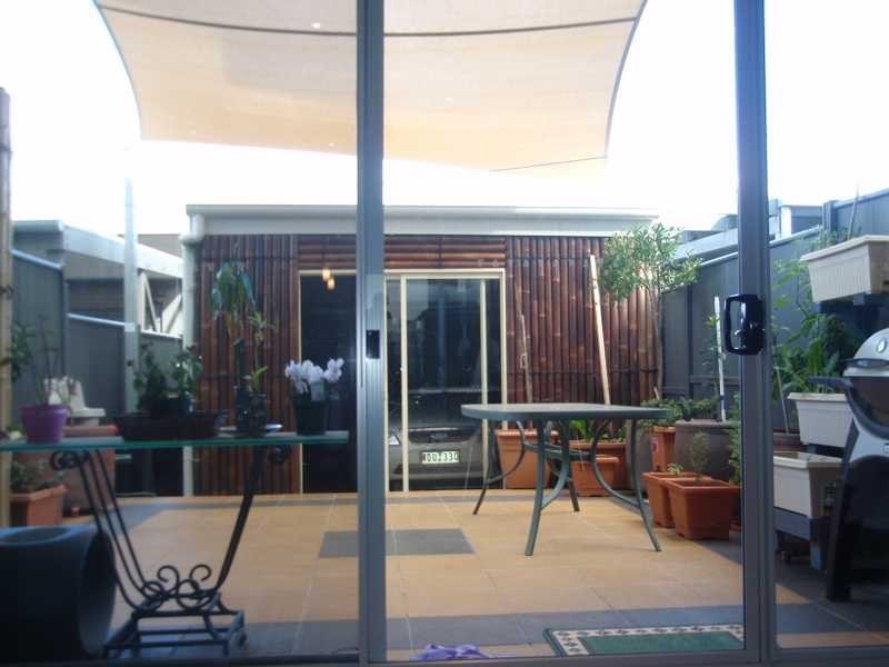 16 The Esplanade, Caroline Springs VIC 3023