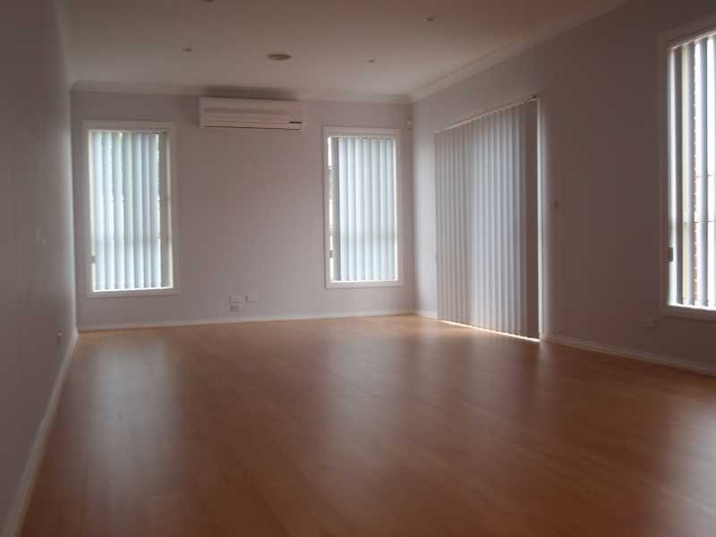 13 Bethworth Place, Caroline Springs VIC 3023