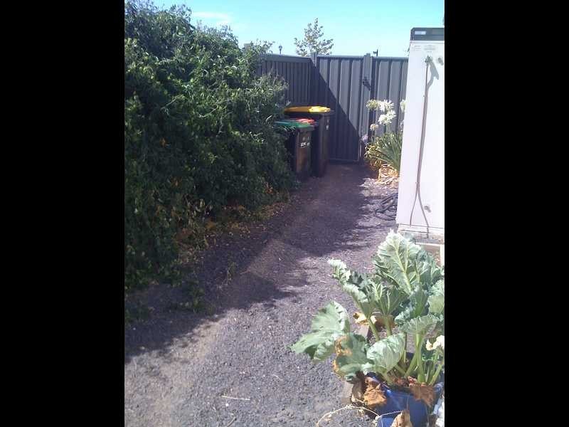 40 Heysen Parkway, Caroline Springs VIC 3023