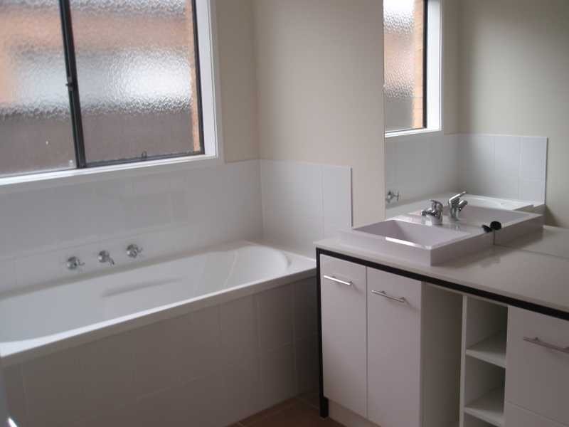 19 Drummond Circuit, Derrimut VIC 3030