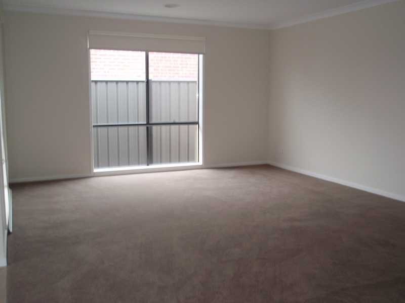 19 Drummond Circuit, Derrimut VIC 3030