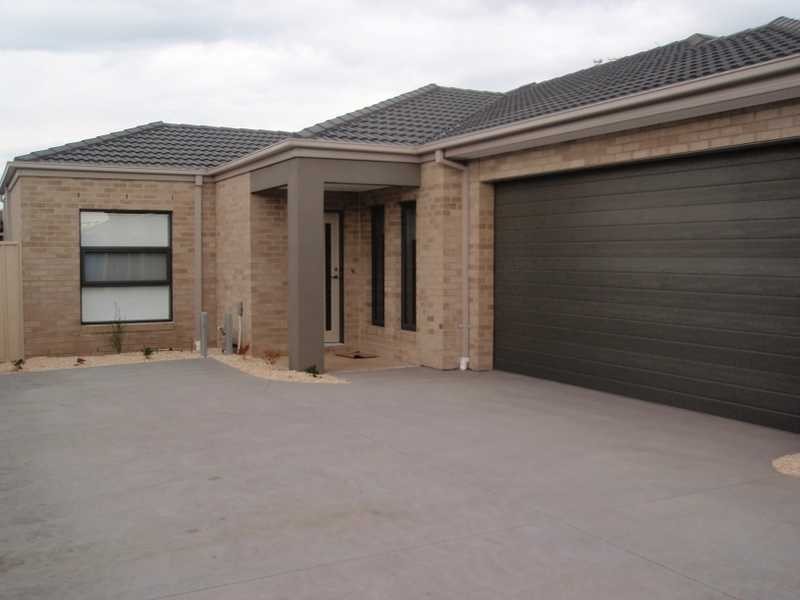 Unit 2/2046 Cadiz Waters, Point Cook VIC 3030