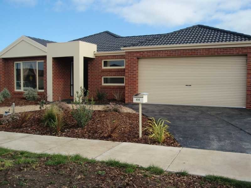 44 Speargrass Drive, Hillside VIC 3037
