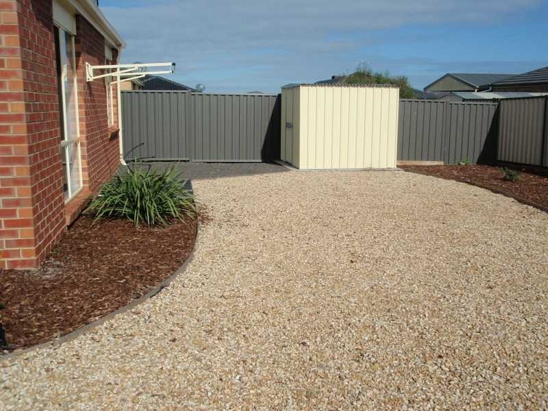 44 Speargrass Drive, Hillside VIC 3037