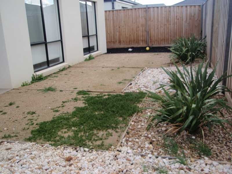 39 Belleville Close, Burnside Heights VIC 3023