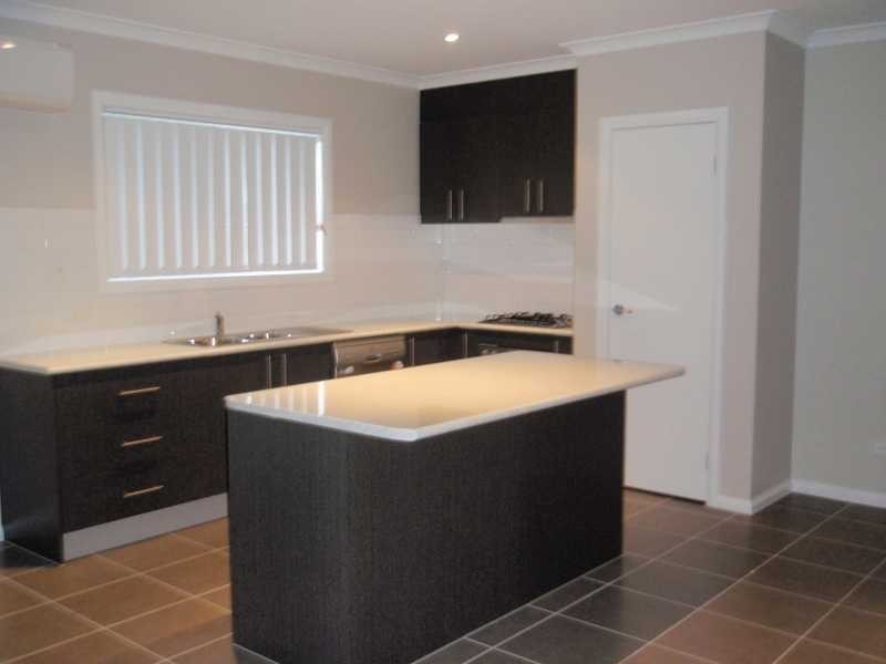 1 Goodinea Street, Brookfield VIC 3338