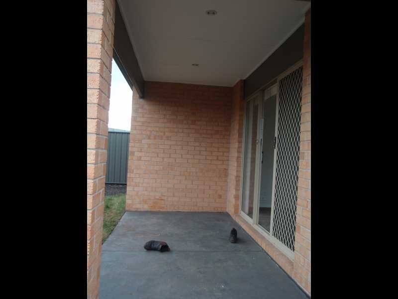 13 Sherrington Grance, Derrimut VIC 3030