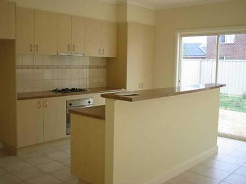 49 St Georges Avenue, Caroline Springs VIC 3023