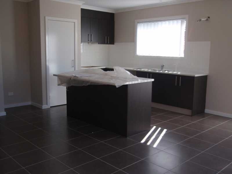 1002 Turpentine Road, Melton VIC 3337