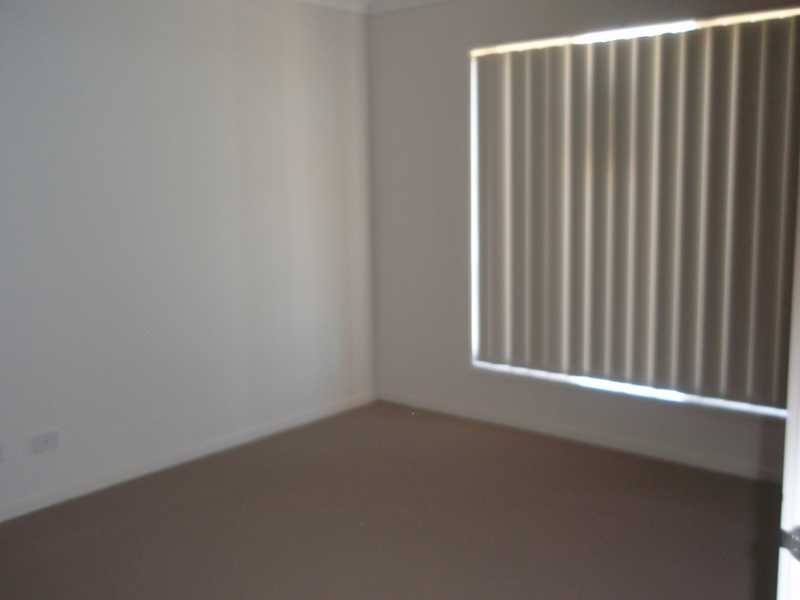 44 Saltbush Crescent, Melton VIC 3337