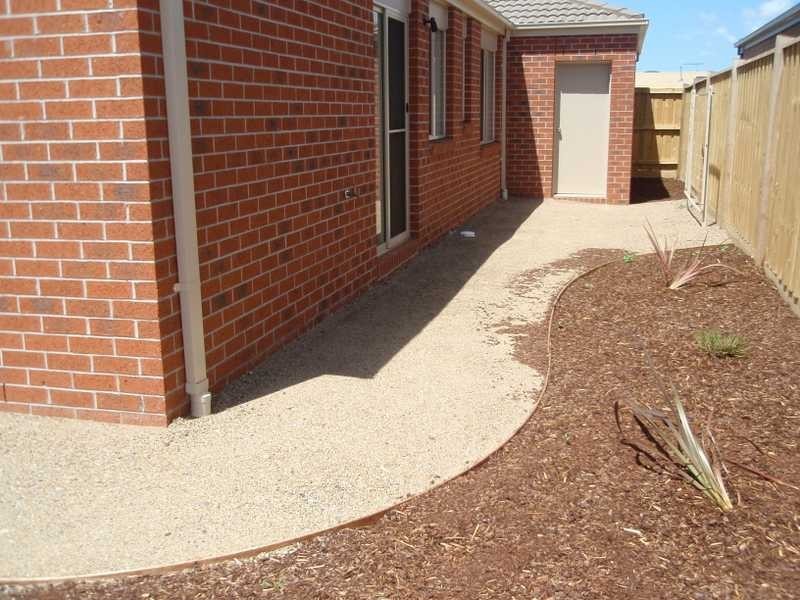 44 Saltbush Crescent, Melton VIC 3337