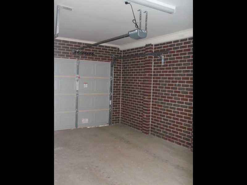 Unit 49/17 Crestmont Drive, Melton VIC 3337