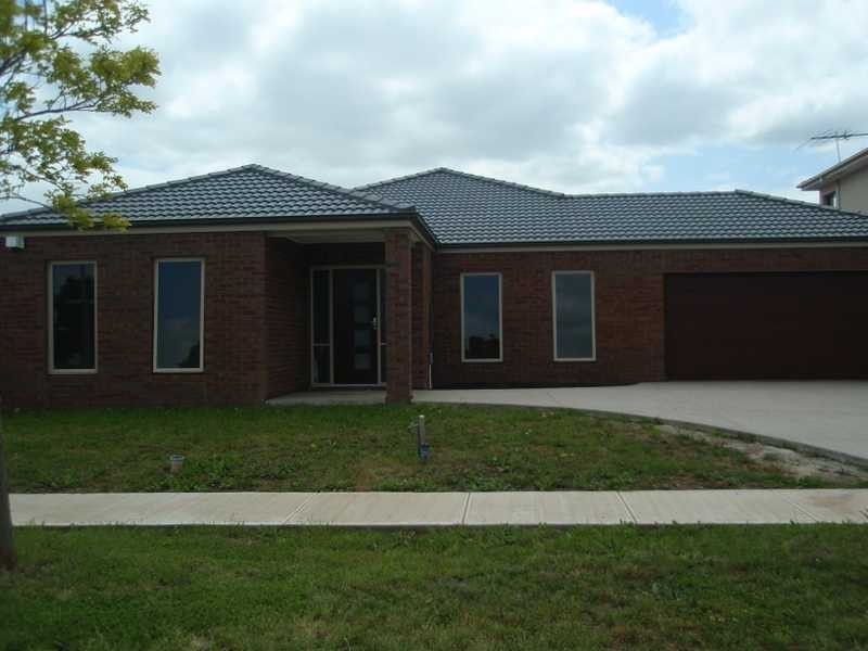 42 Prymont Terrace, Taylors Hill VIC 3037