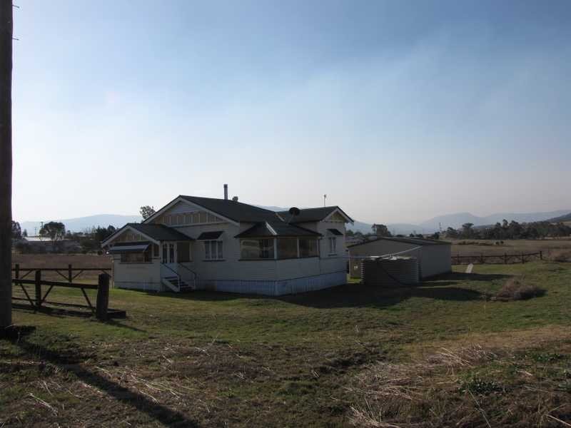 104 Weinholt Street, Warwick QLD 4370