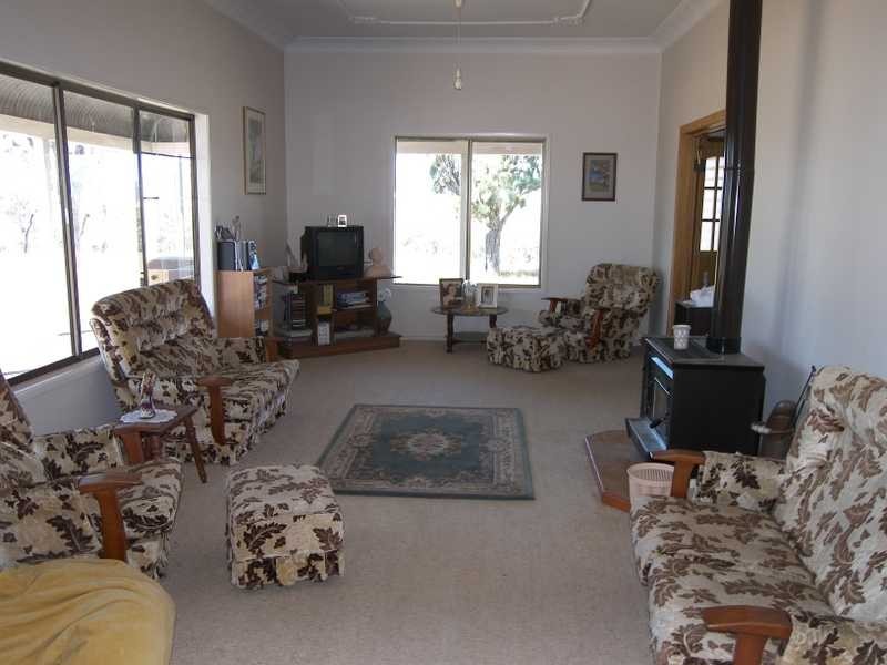 36 Allens Rd, Warwick QLD 4370