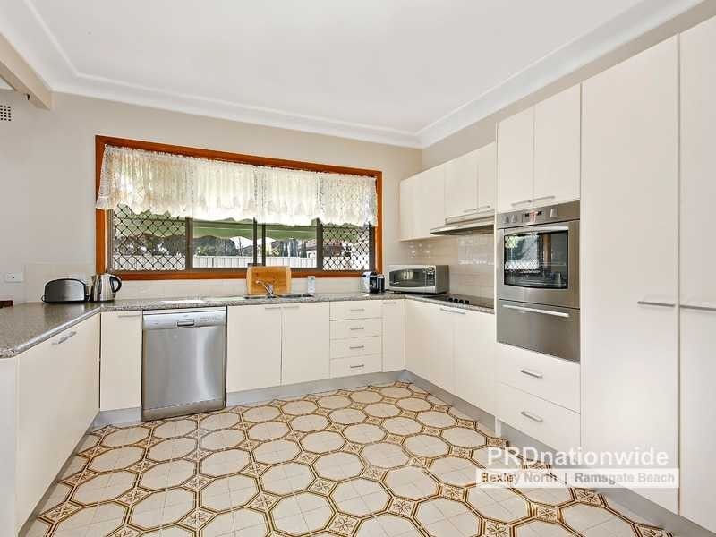 2a Chuter Avenue, Monterey NSW 2217