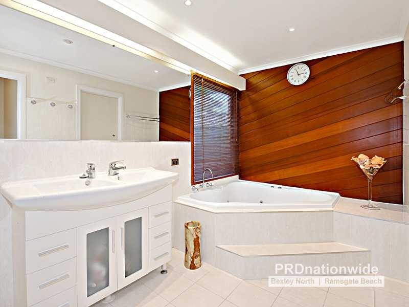 17 Hawthorne Street, Ramsgate Beach NSW 2217