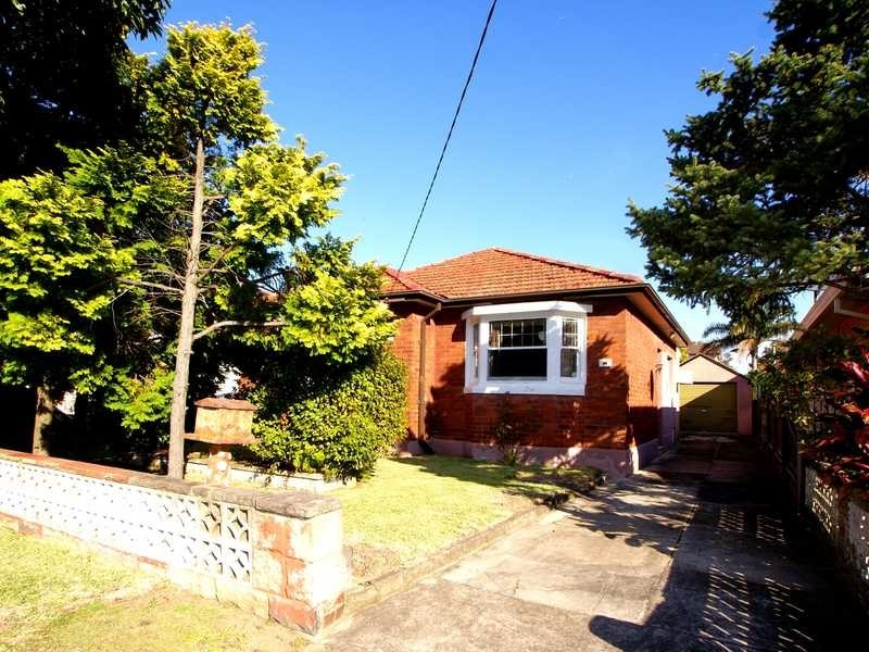 66 Pasadena Street, Monterey NSW 2217