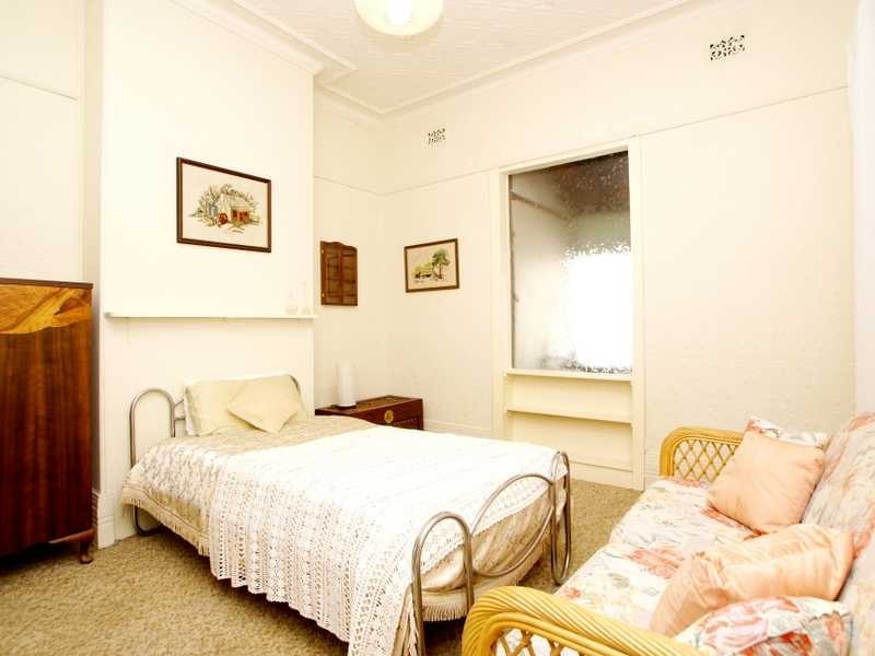 32 Carlton Crescent, Kogarah Bay NSW 2217