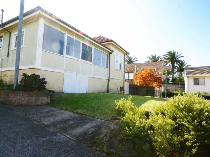 32 Carlton Crescent, Kogarah Bay NSW 2217