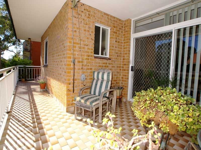 1/150 Chuter Avenue, Sans Souci NSW 2219