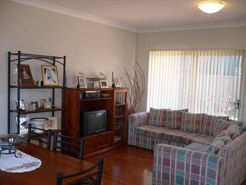 2/37-39 Burlington Street, Monterey NSW 2217