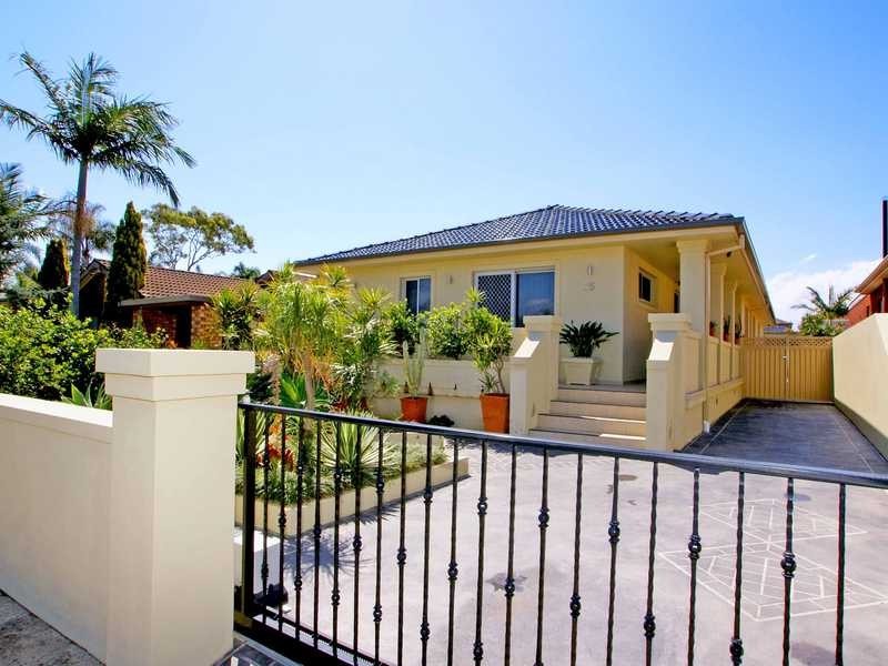 35 Bath Street, Monterey NSW 2217