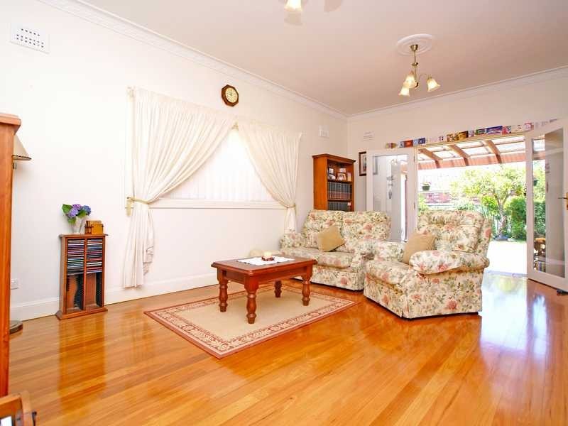 27 Robert Street, Sans Souci NSW 2219