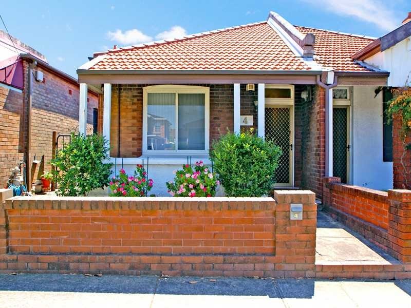 4 Percival Street, Carlton NSW 2218