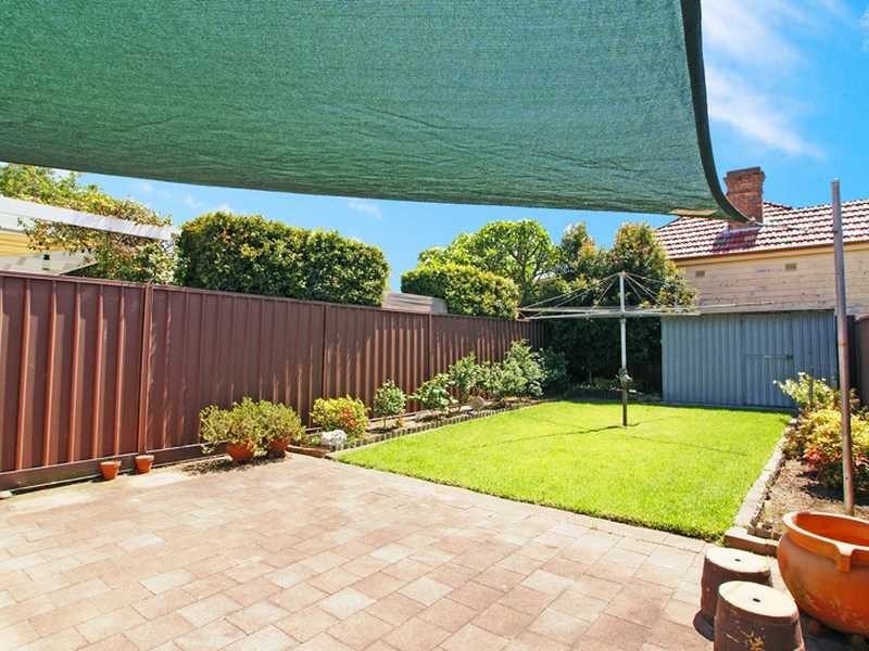 4 Percival Street, Carlton NSW 2218