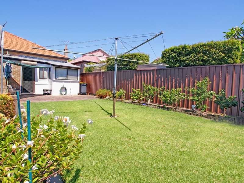 4 Percival Street, Carlton NSW 2218