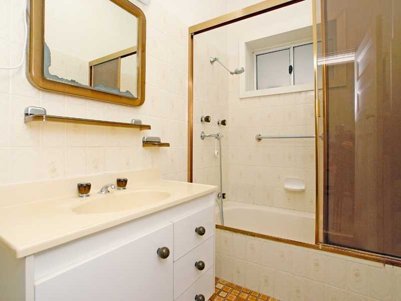 4 Percival Street, Carlton NSW 2218