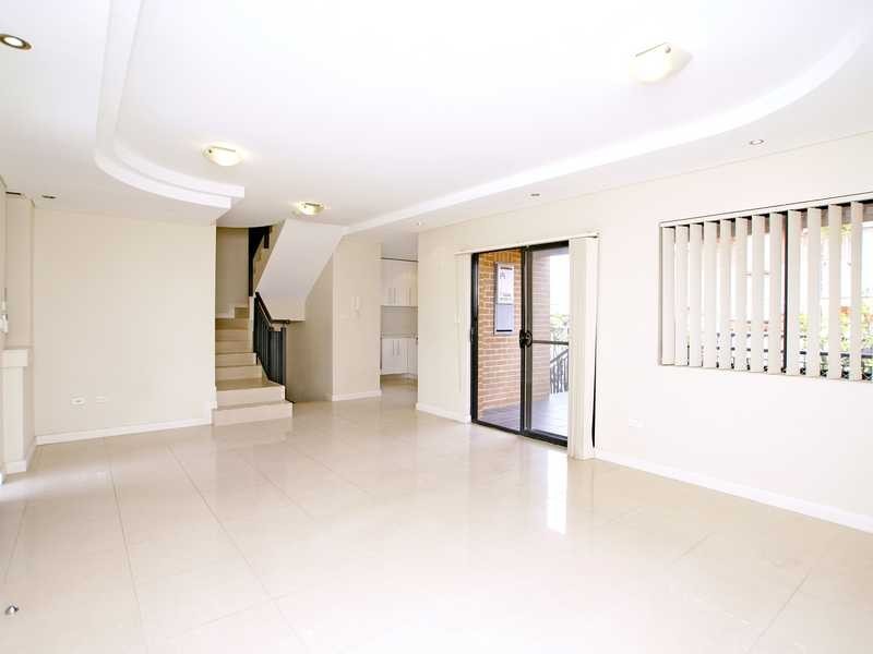 2/36 Burlington Street, Monterey NSW 2217