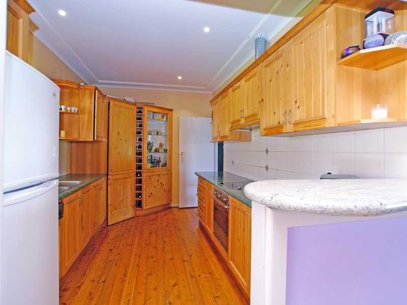 2E Chuter Avenue, Monterey NSW 2217