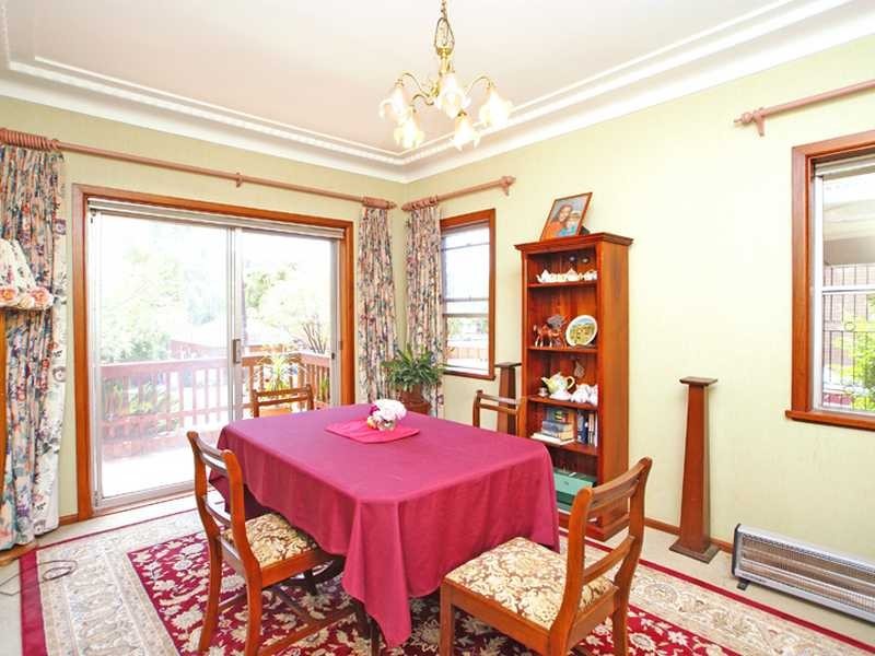 15 Torrens Street, Blakehurst NSW 2221