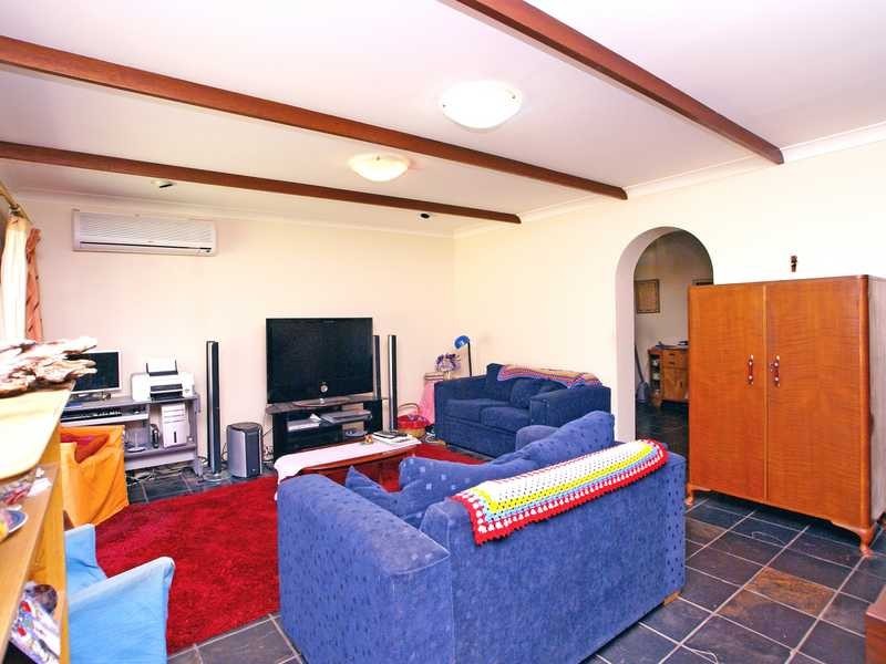 15 Torrens Street, Blakehurst NSW 2221