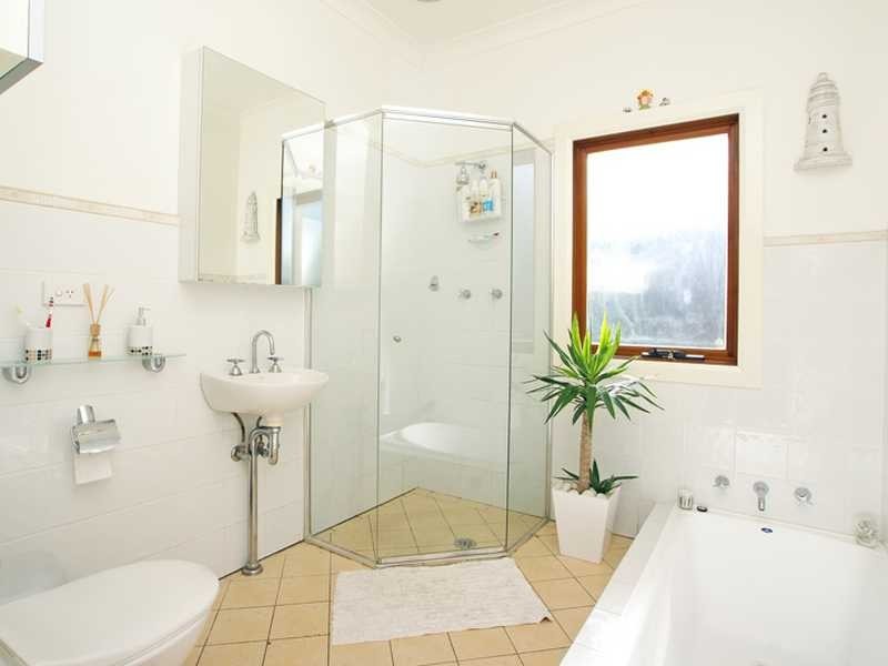 8 Ercildoune Avenue, Beverley Park NSW 2217