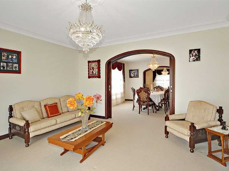 15 Carroll Street, Beverley Park NSW 2217