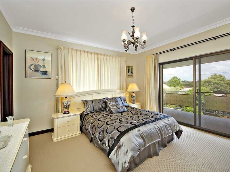 15 Carroll Street, Beverley Park NSW 2217