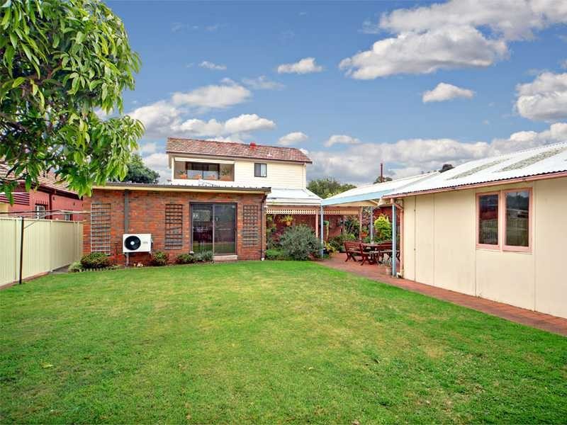 11 Francis Avenue, Brighton-le-sands NSW 2216