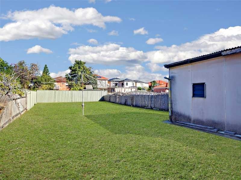 6 Bath Street, Monterey NSW 2217