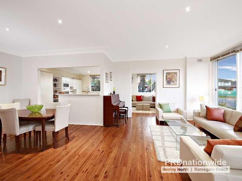 14 Campbell Street, Gymea NSW 2227