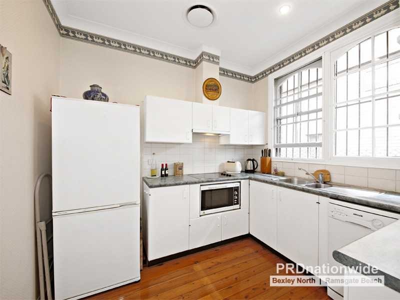 2/122 Russell Avenue, Dolls Point NSW 2219