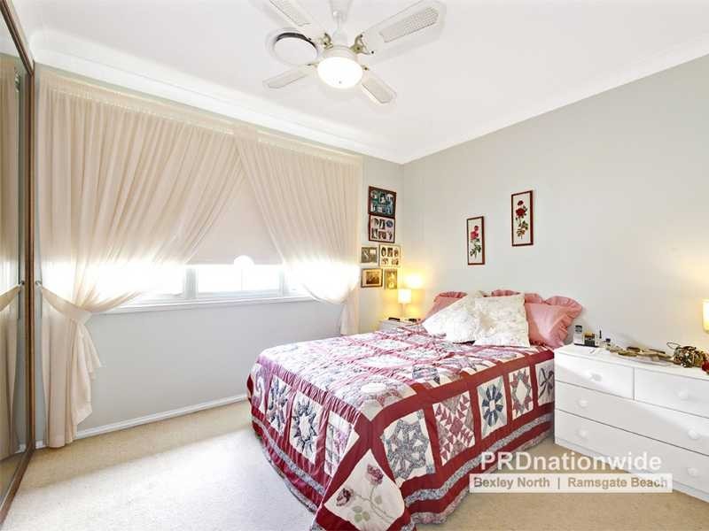 2/122 Russell Avenue, Dolls Point NSW 2219