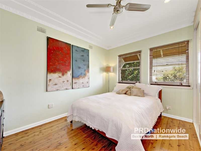 25 Minton Avenue, Dolls Point NSW 2219