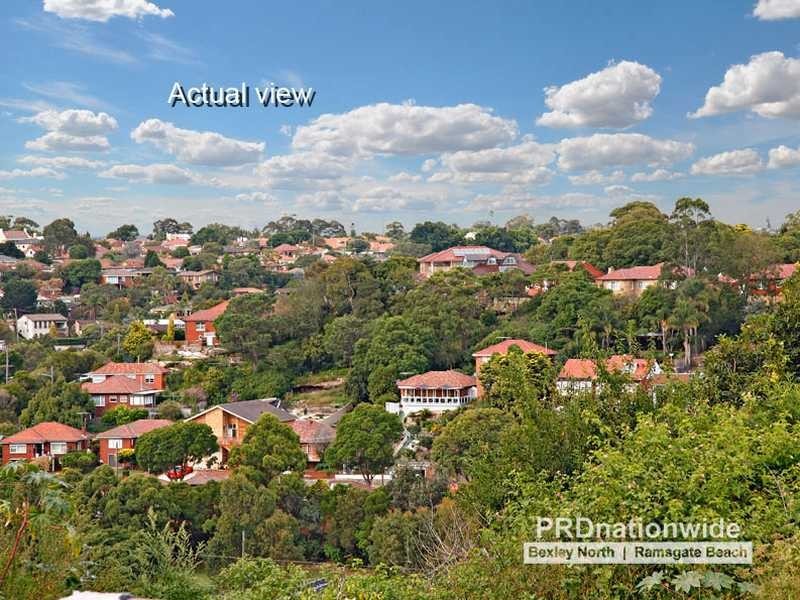 82 Minnamorra Avenue, Earlwood NSW 2206