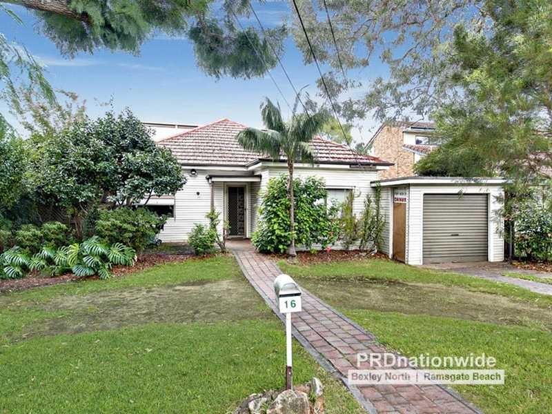 16 Macfarlane Parade, Sylvania Heights NSW 2224