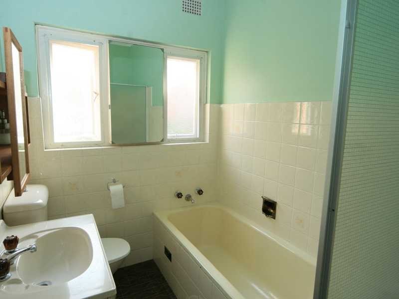 24 Minton Avenue, Dolls Point NSW 2219