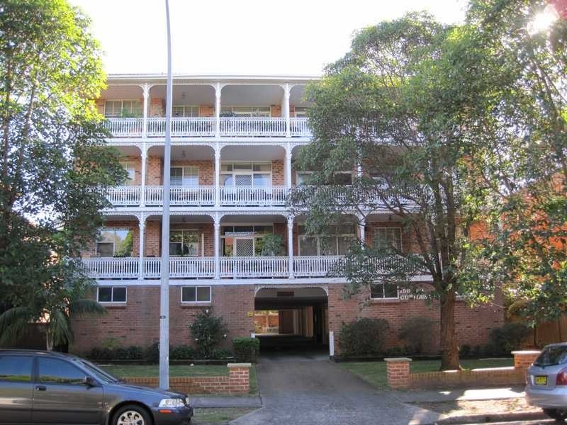 Garage at 156 Russell Avenue, Dolls Point NSW 2219